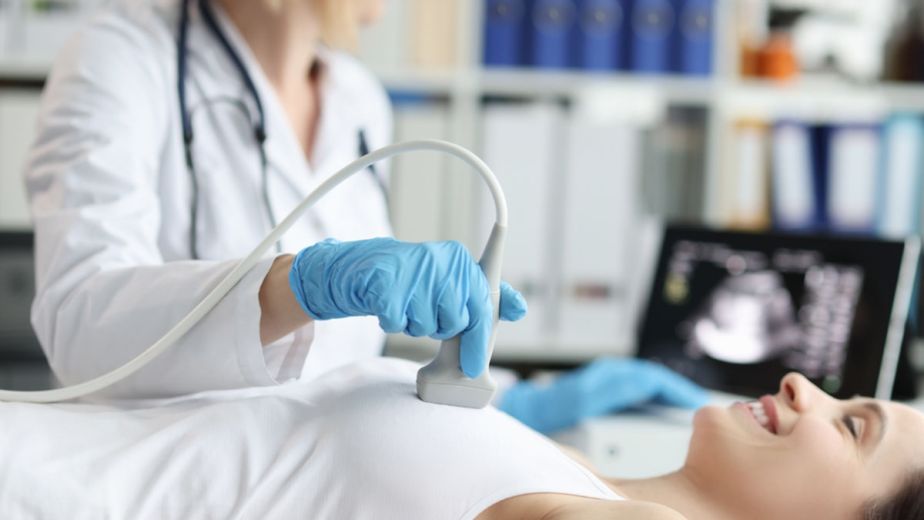 اشعة الموجات الصوتية للثدي